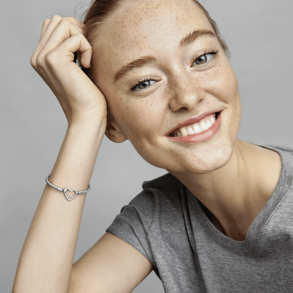 Bracelete Pandora Moments com Fecho de Coração | Prata 925